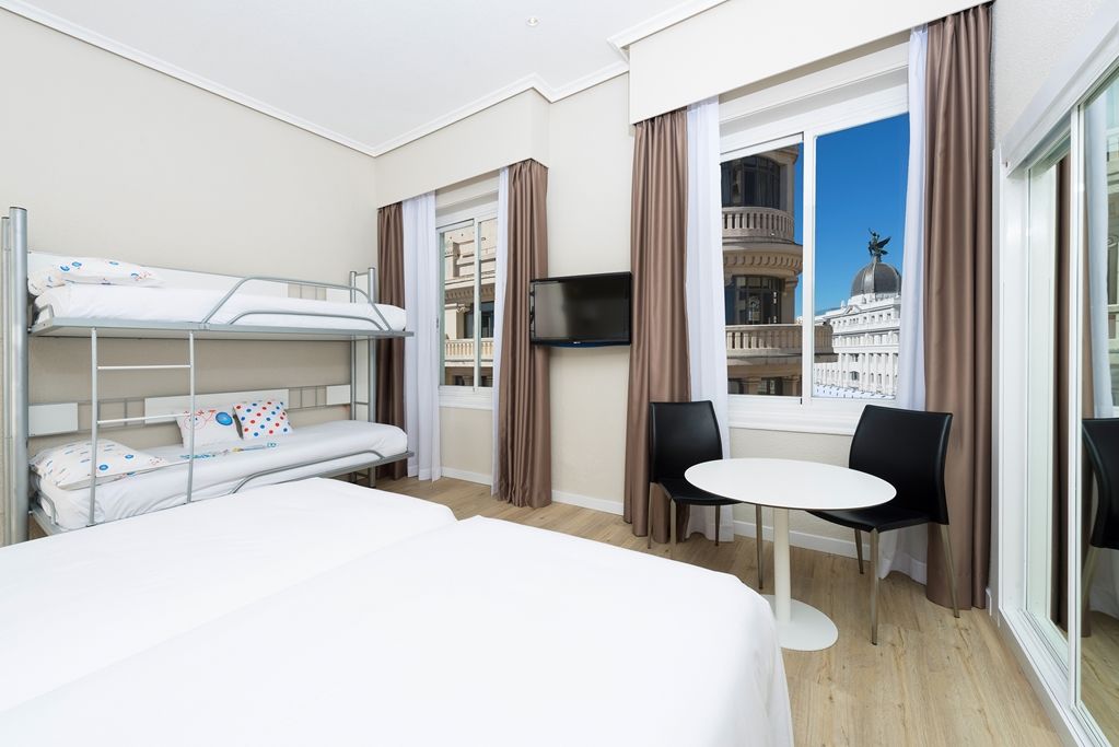 Hotel Madrid Gran Via 25, Affiliated By Melia Room photo